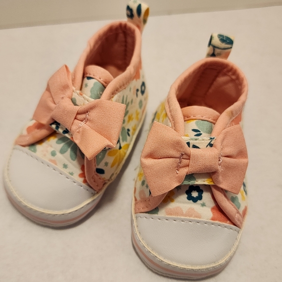 Infant shoes. Lot of 4 pairs for baby girl. - Picture 7 of 11